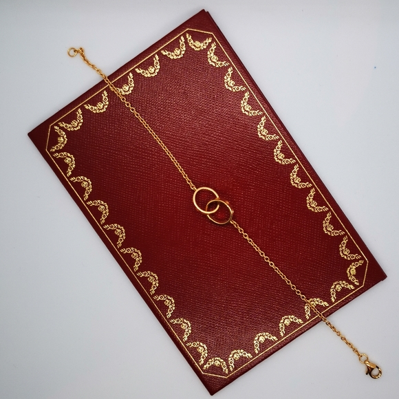 ❌SOLD❌ 💯 Cartier Rose gold love bracelet - Picture 3 of 6